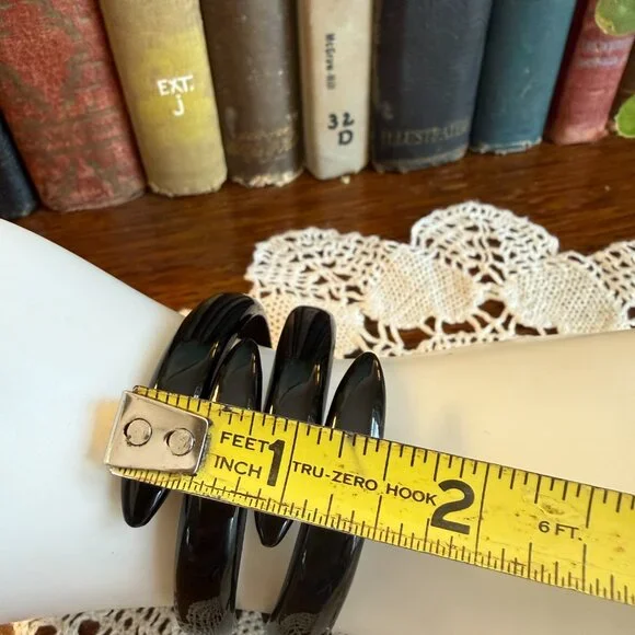 Vintage Architectural Black Metal Hinged Cuff Bracelet - Picture 13 of 17